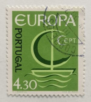1966 - Selo nº 985a - Selo usado, de 4$30, da Europa Cept (18 dentes Horizontalmente)