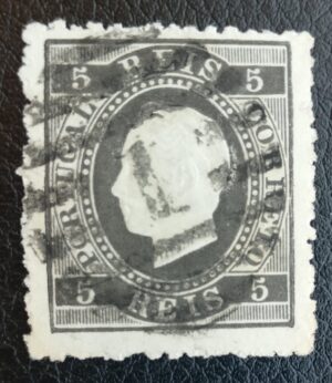 1870-1876 - Selo Nº 36 - 5 reis preto. D. Luís I.Fita direita. P. liso. Dent. 12 1/2. Carimbo da 2ª reforma - Lisboa