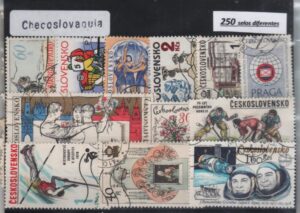 Checoslováquia - Pacote de 250 selos diferentes