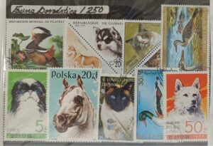 Fauna Doméstica - Pacote de 250 selos diferentes