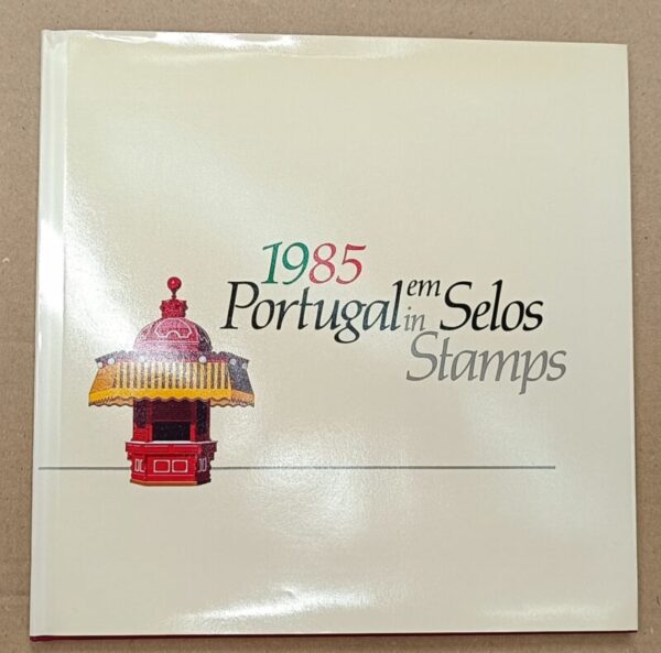 Livro dos CTT - Portugal em selos 1985